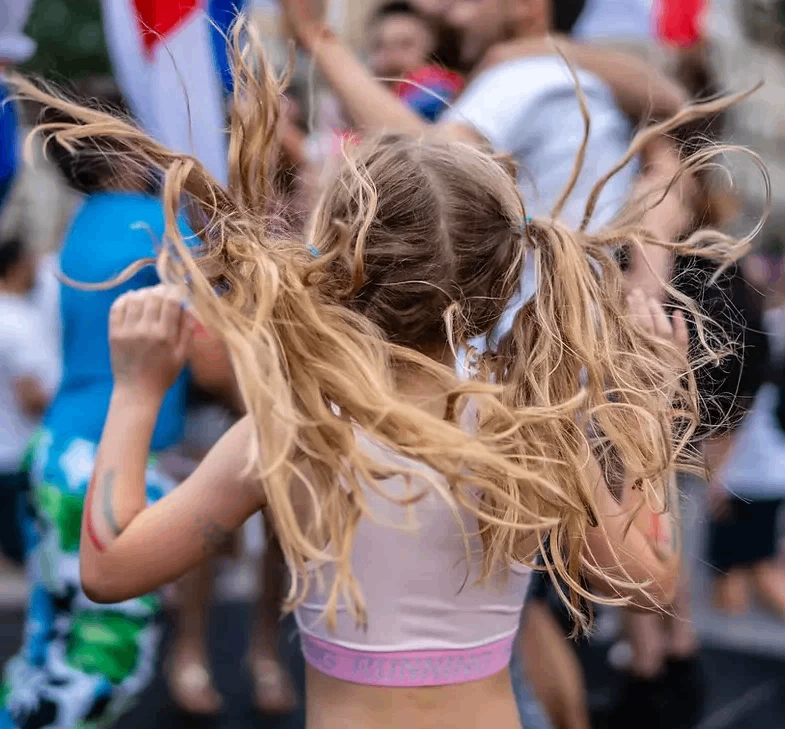 <p><span style="color: rgb(237, 27, 38);">Transform your students' experience with our engaging dance program.</span></p>