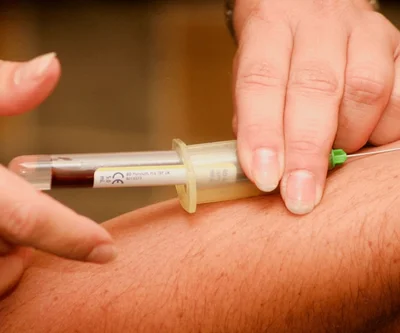 <div class="flex flex-col space-y-6" data-v="header-and-content">&nbsp;</div>
<div class="overflow-hidden transition ease-in-out delay-250 h-[auto] grow">
<div class="flex-auto text-brand-primary-text font-brand-text" data-prop="features[4].description">
<div class="space-y-3 wysiwyg-html">
<p>We include comprehensive pre and post testing including lab tests for cholesterol, blood sugar, thyroid function, and more. Advanced fitness testing includes a DEXA scan for bone health and body composition, and a resting metabolic rate test to determine your unique caloric needs.</p>
</div>
</div>
</div>