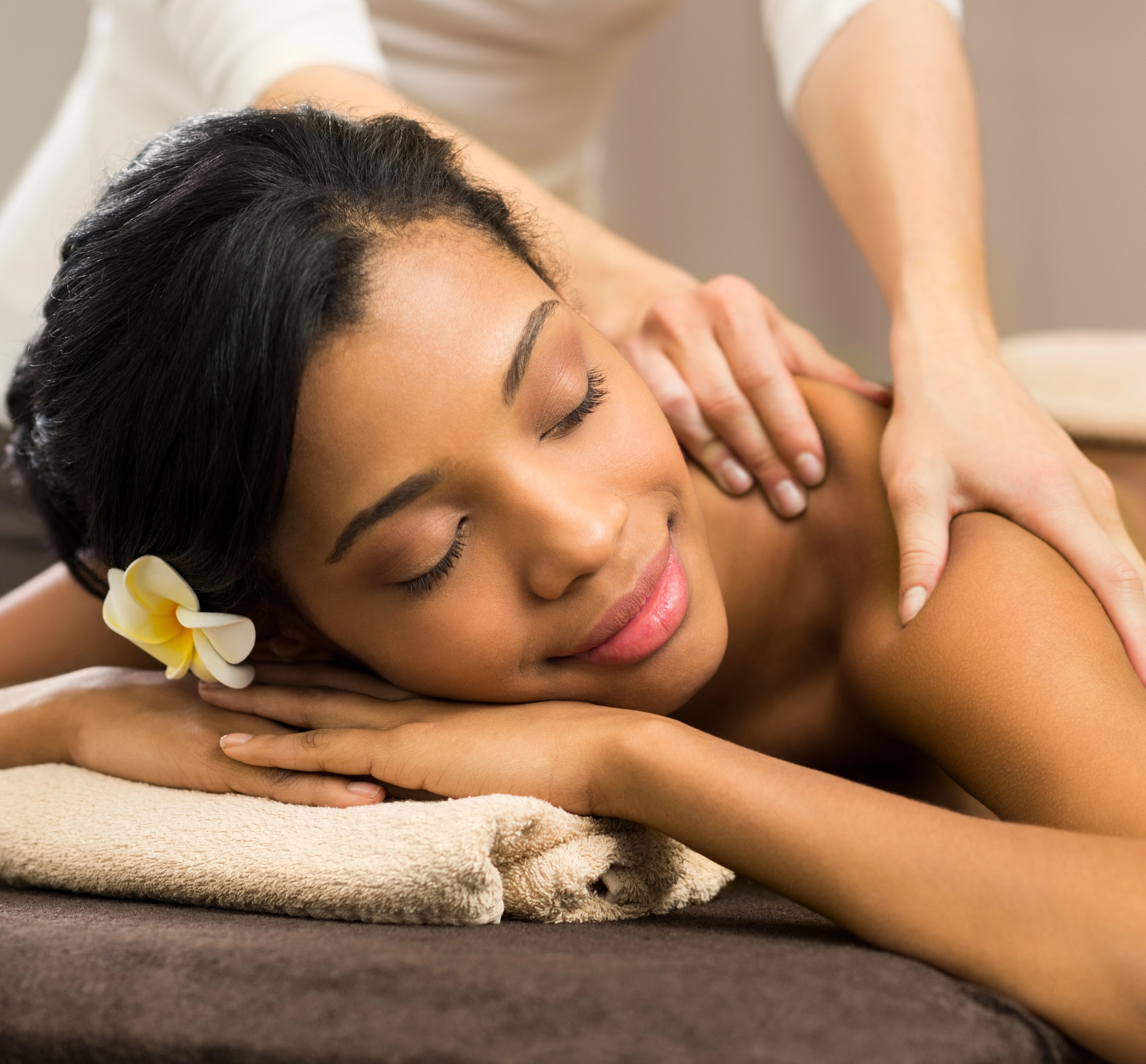 Experience fragrant tranquility while alleviating stress.