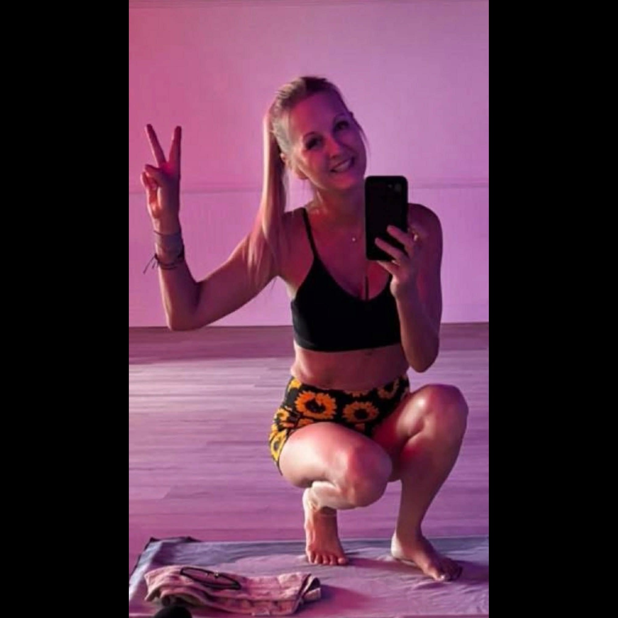 <p>Julie Rhoades</p>