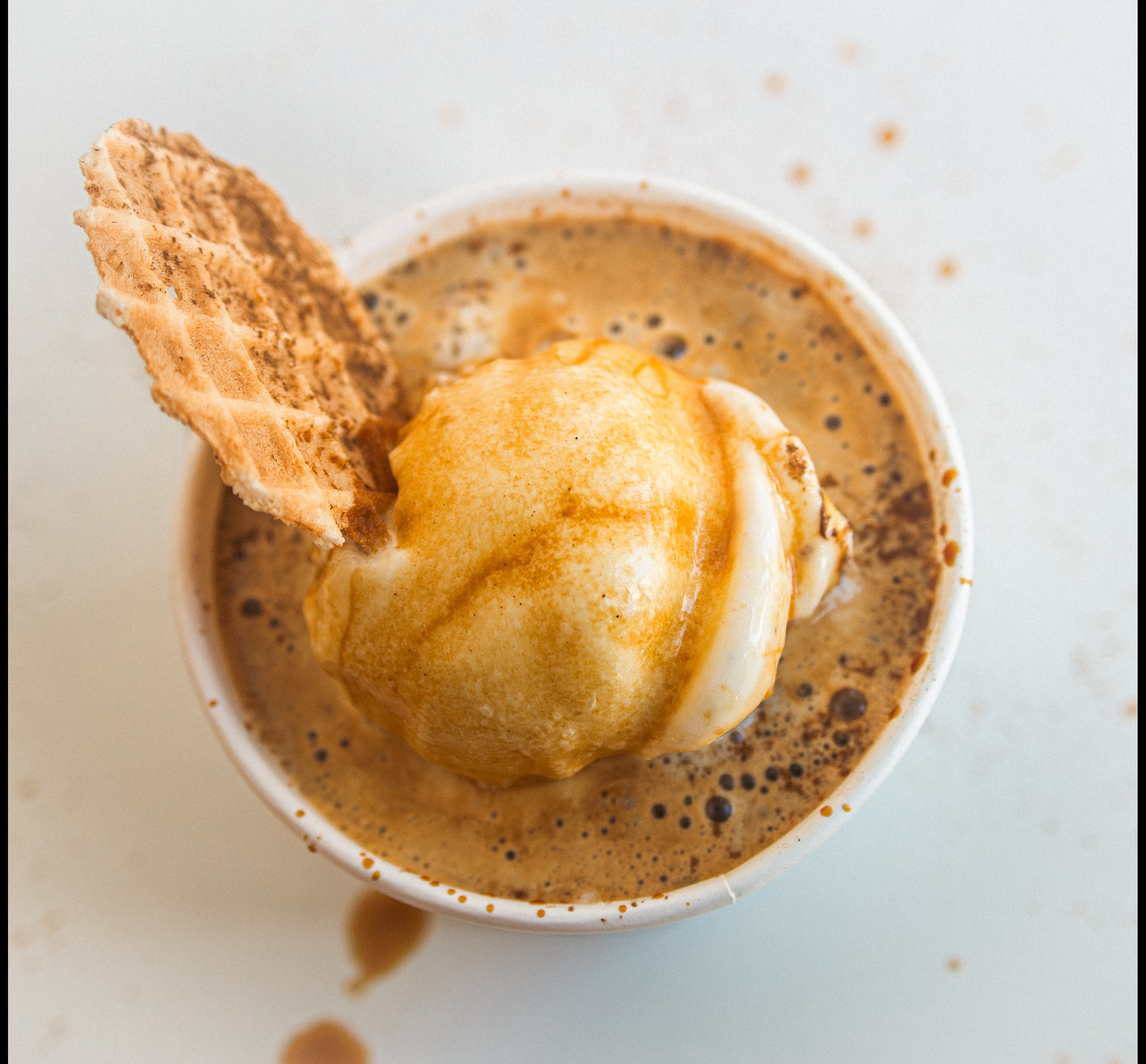 Transform your event with a delicious coffee and ice cream pairing that everyone will love.