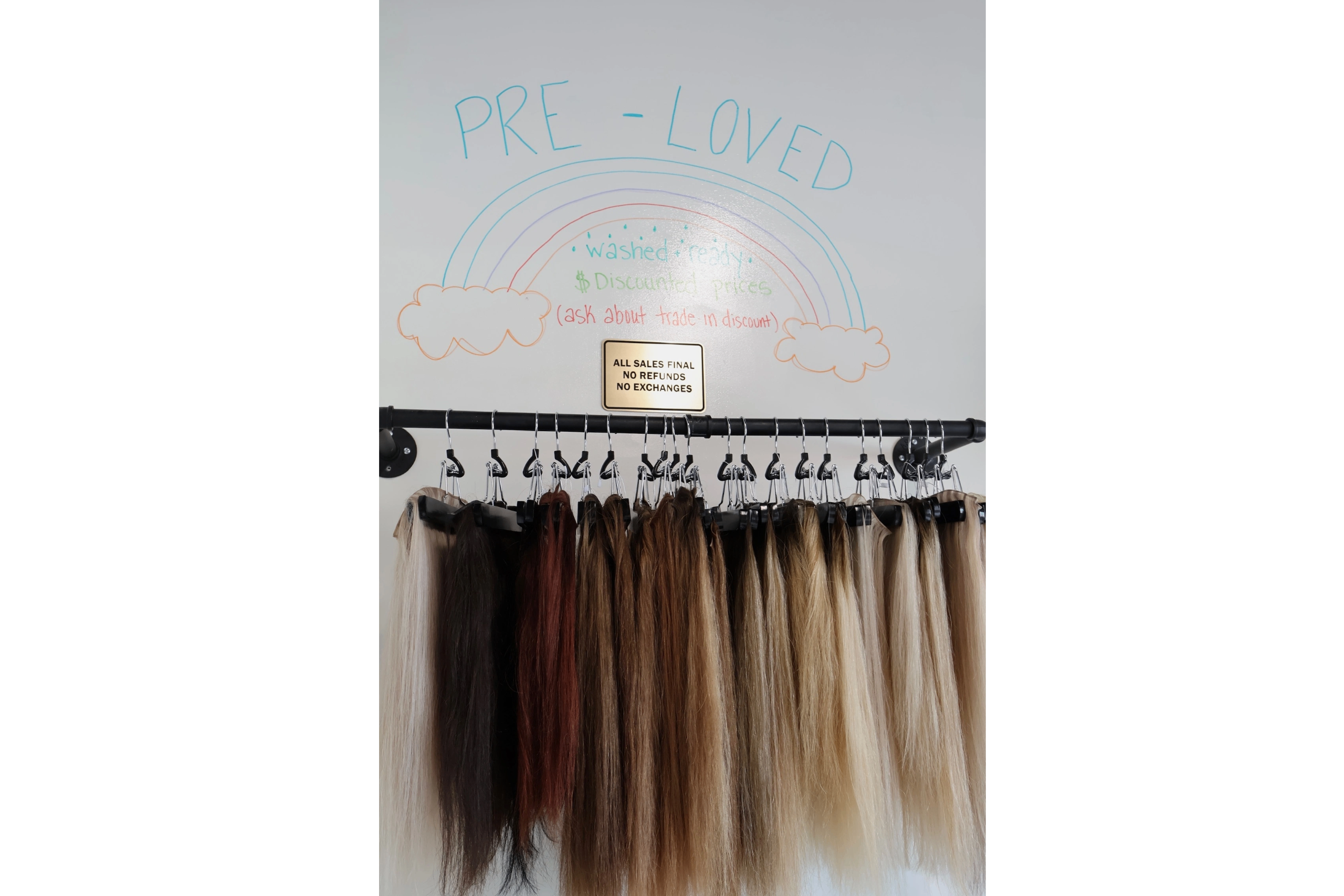 <p>Washed, dried and ready for a new head!</p>
<p>Pre-loved hair is perfect for those looking for a more affordable hair extension option.</p>