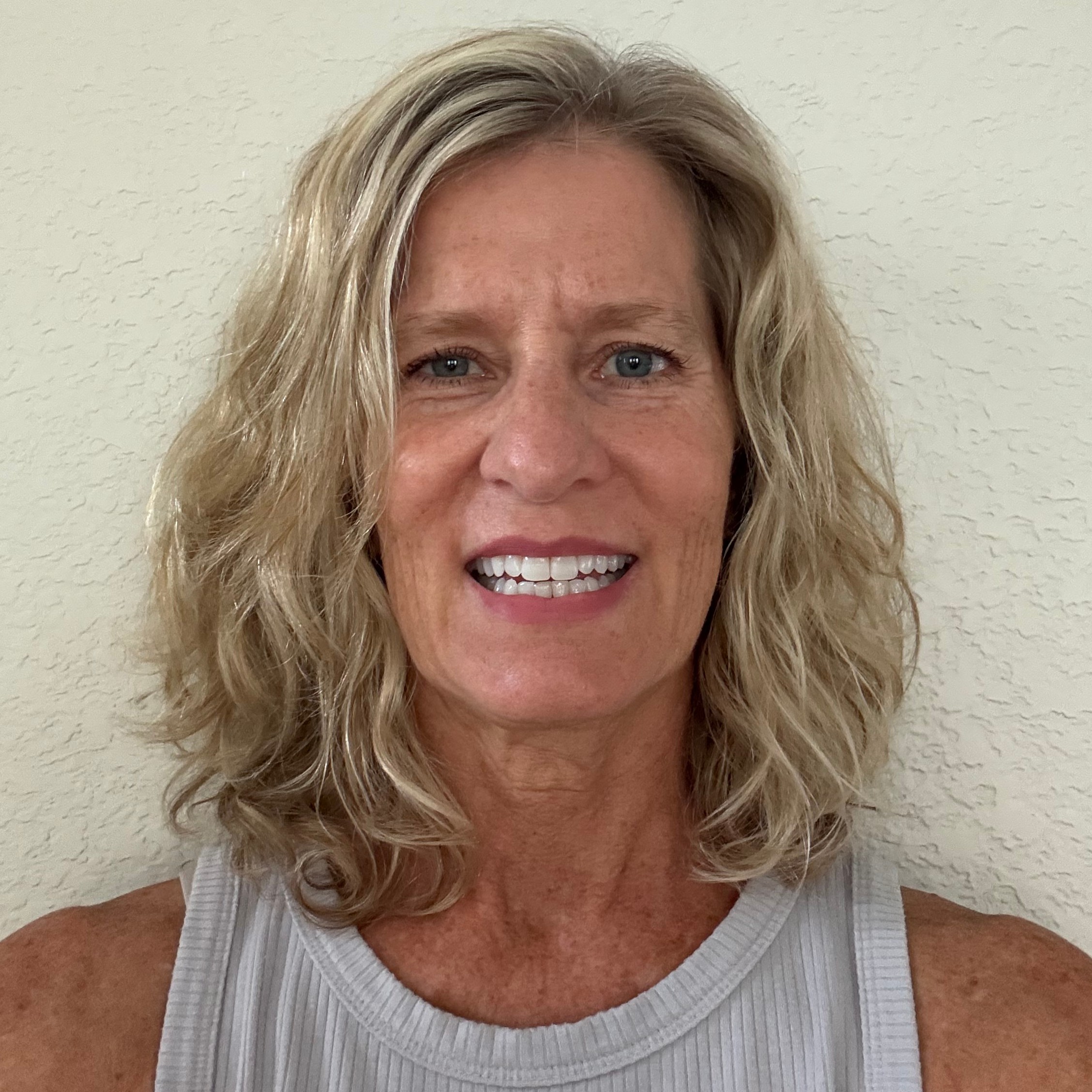 <p>Carrie Schneider</p>