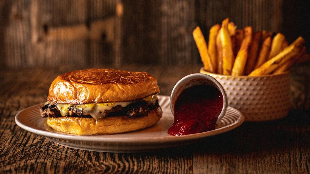 Balanced Options at Family-Owned Restaurants in Hillsborough, NJ: A Dietitian’s Guide