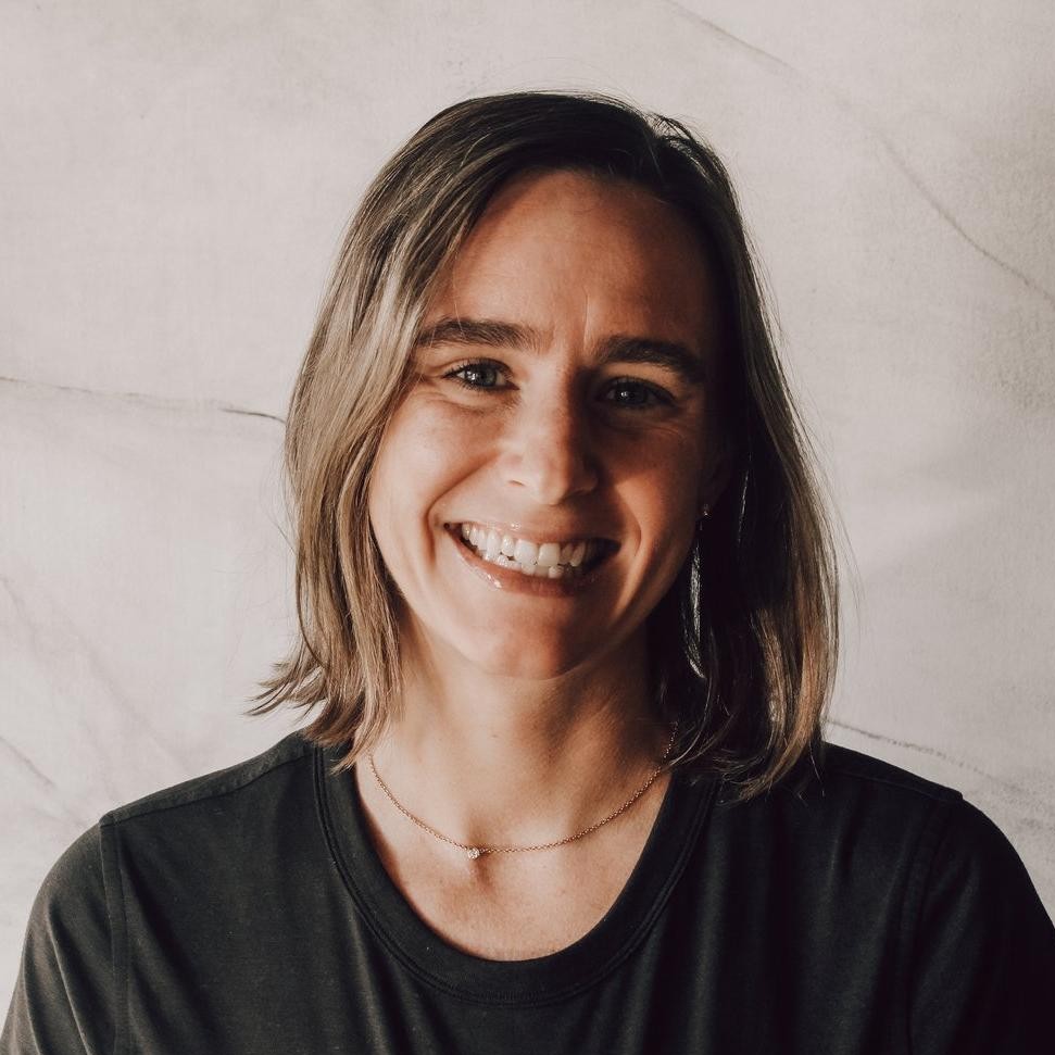<h2 class="list-item-content__title preFade fadeIn" style="text-align: center;">CAROLYN ZEGEL</h2>