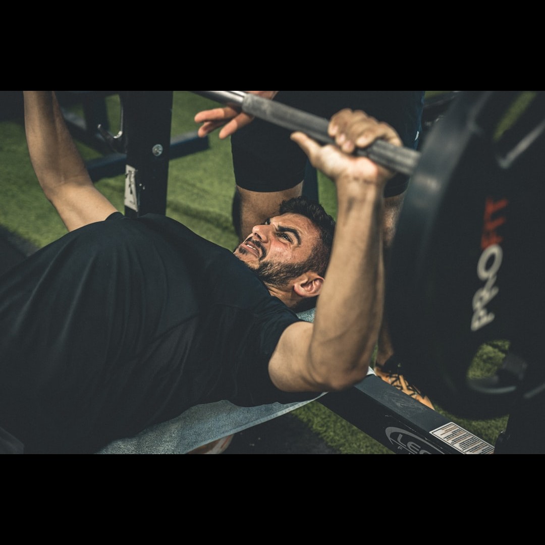 We Put the “Daily Bench Press Max” Study to the Test — Here’s What Happened at Kaeos Fitness