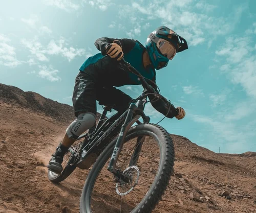 Mountain Bikers & Gravel Cyclists