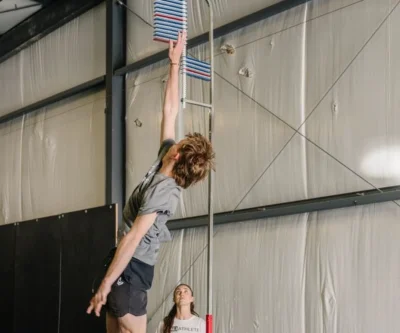 coach helping form