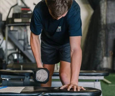 coach leading stretching